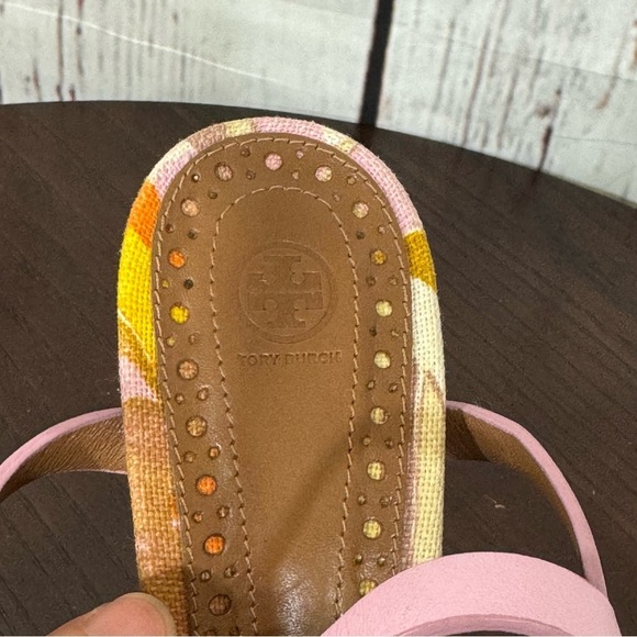 Tory Burch Muted Floral ankle strap strapoy 5”Heels size 7 Never worn - Picture 12 of 16